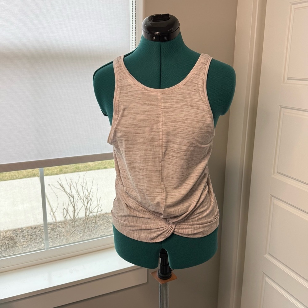 Athleta Light Grey Space Dye Essence Twist Tank Work Out Athletic Athleisure Med